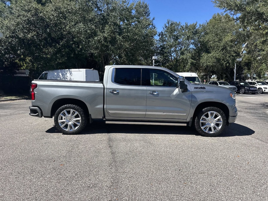 Used 2024 Chevrolet Silverado 1500 High Country 4WD Crew Cab 147 High Country