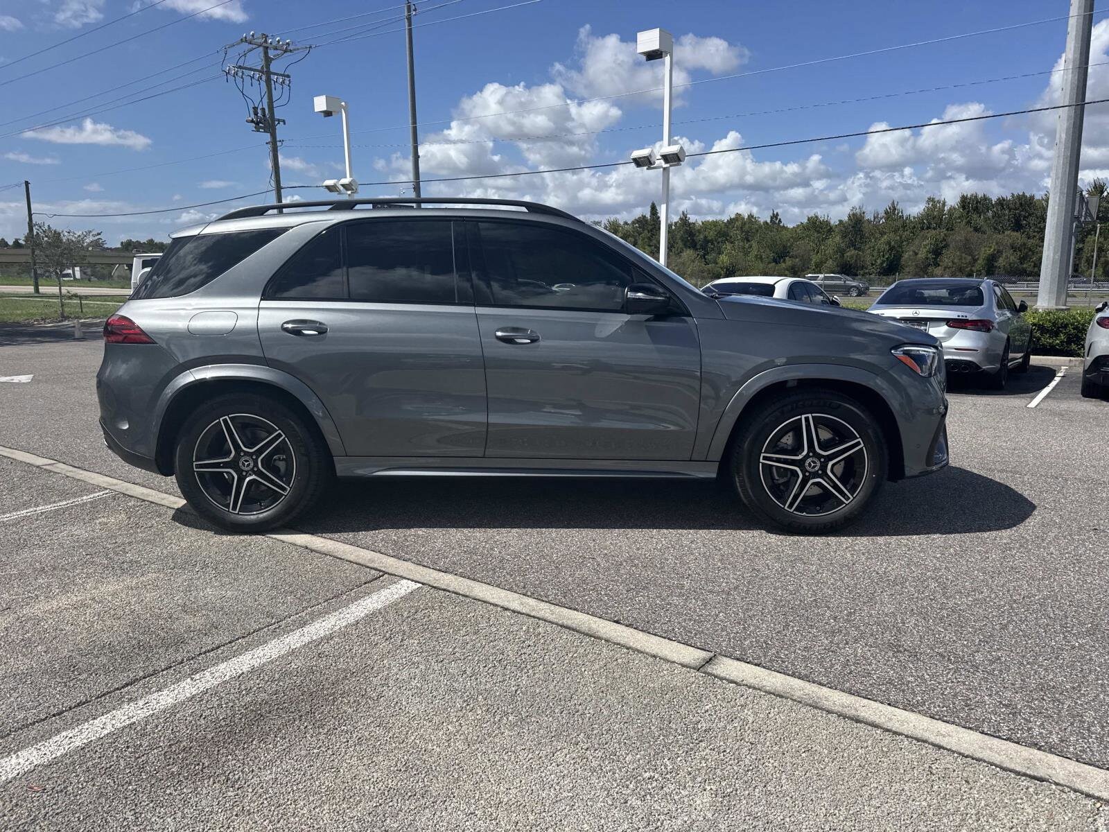 2026 Mercedes Benz GLE 350 photo 2