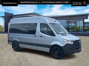 2025 Mercedes-Benz Sprinter 2500 Standard Roof 4-Cyl Diesel 2500 Standard Roof I4 Diesel 144 RWD