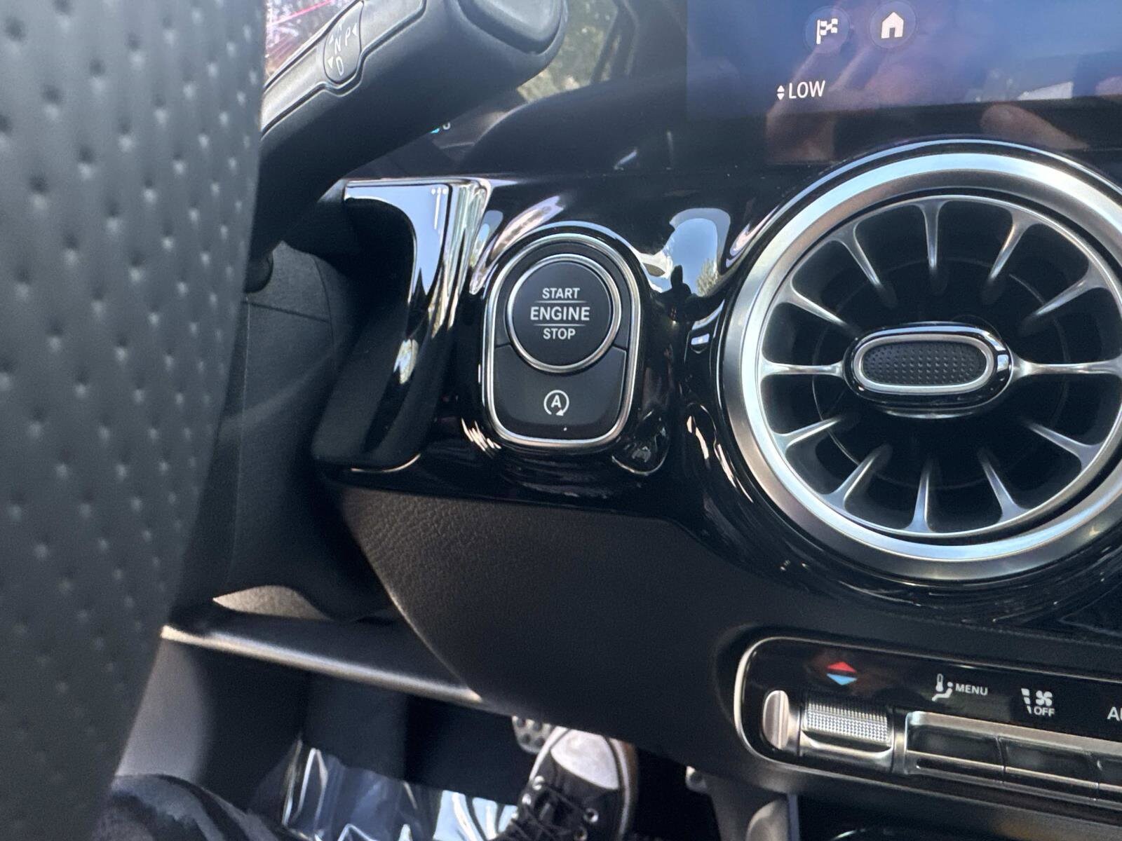 2026 Mercedes-Benz GLA AMG GLA 35 - Photo 25