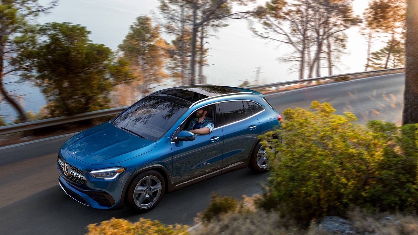 2023-mercedes-benz-GLA-SUV.jpg
