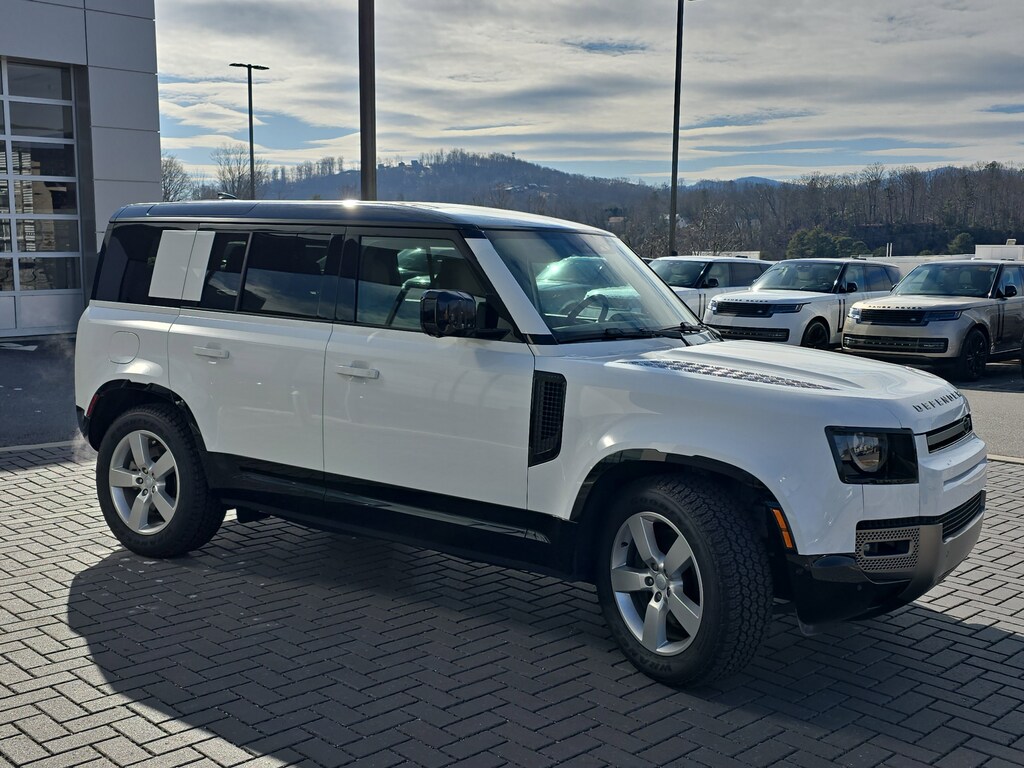Used 2025 Land Rover Defender 110 X-Dynamic SE 110 P500 X-Dynamic SE