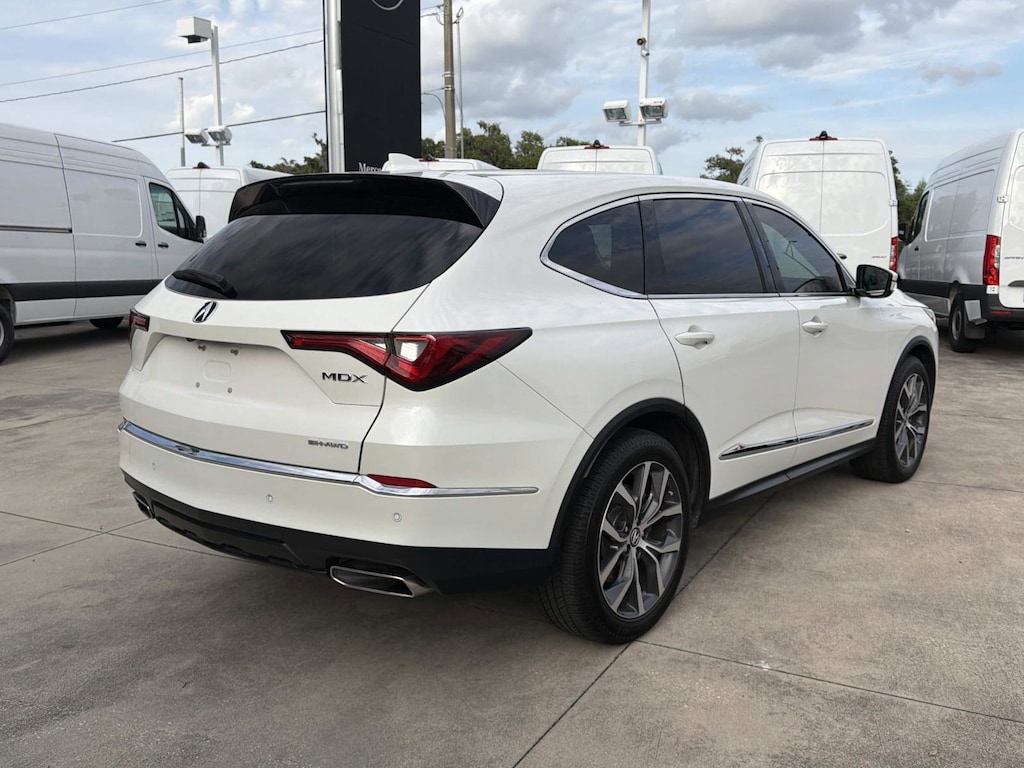 Used 2022 Acura MDX w/Technology Package SH-AWD w/Technology Package