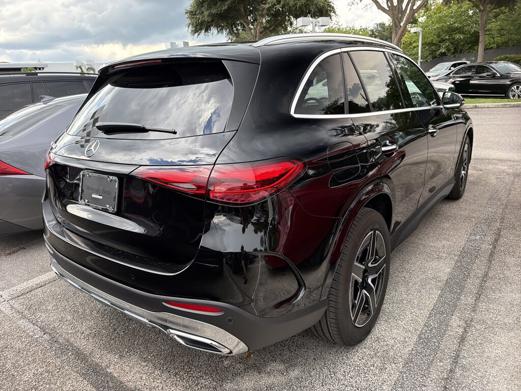 New 2026 Mercedes-Benz GLC 300 SUV