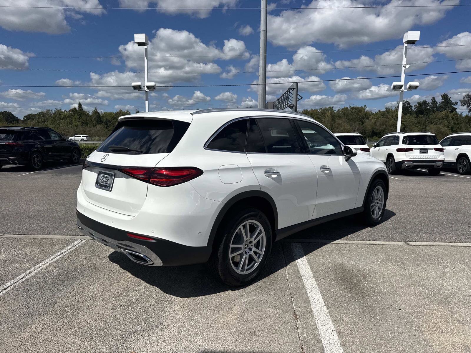 2026 Mercedes Benz GLC 300 photo 3