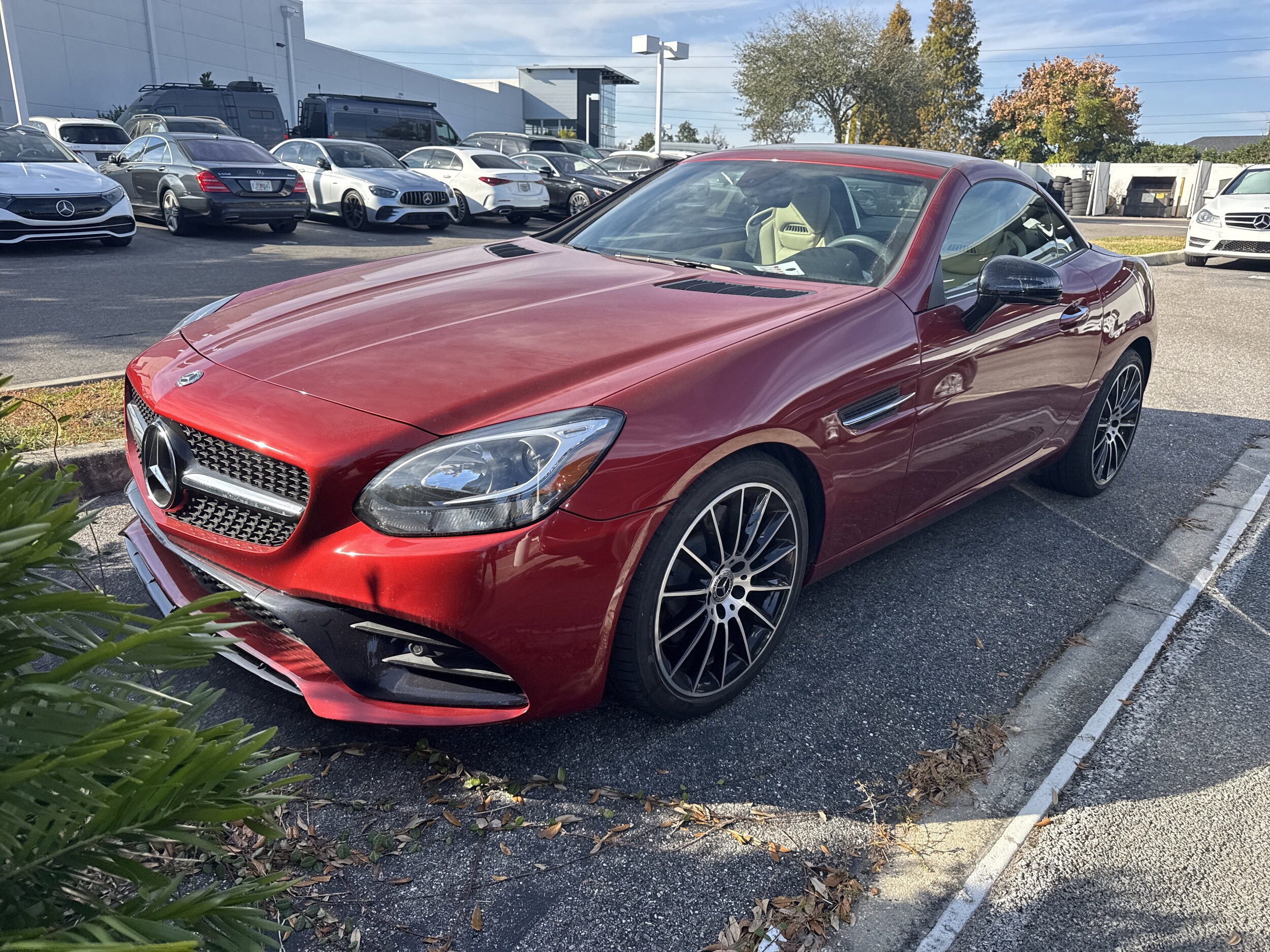 2019 Mercedes Benz SLC 300 photo 3