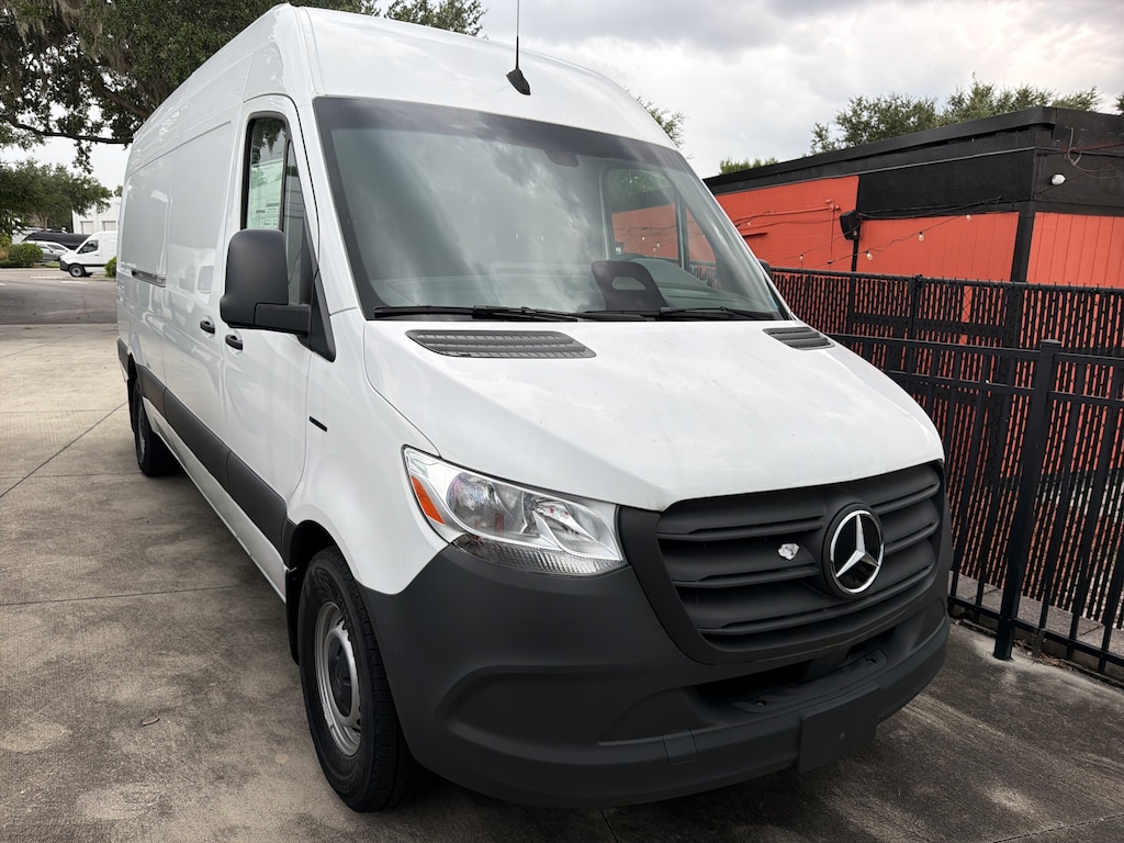 New 2025 Mercedes-Benz eSprinter 2500 High Roof HO Van Cargo Van