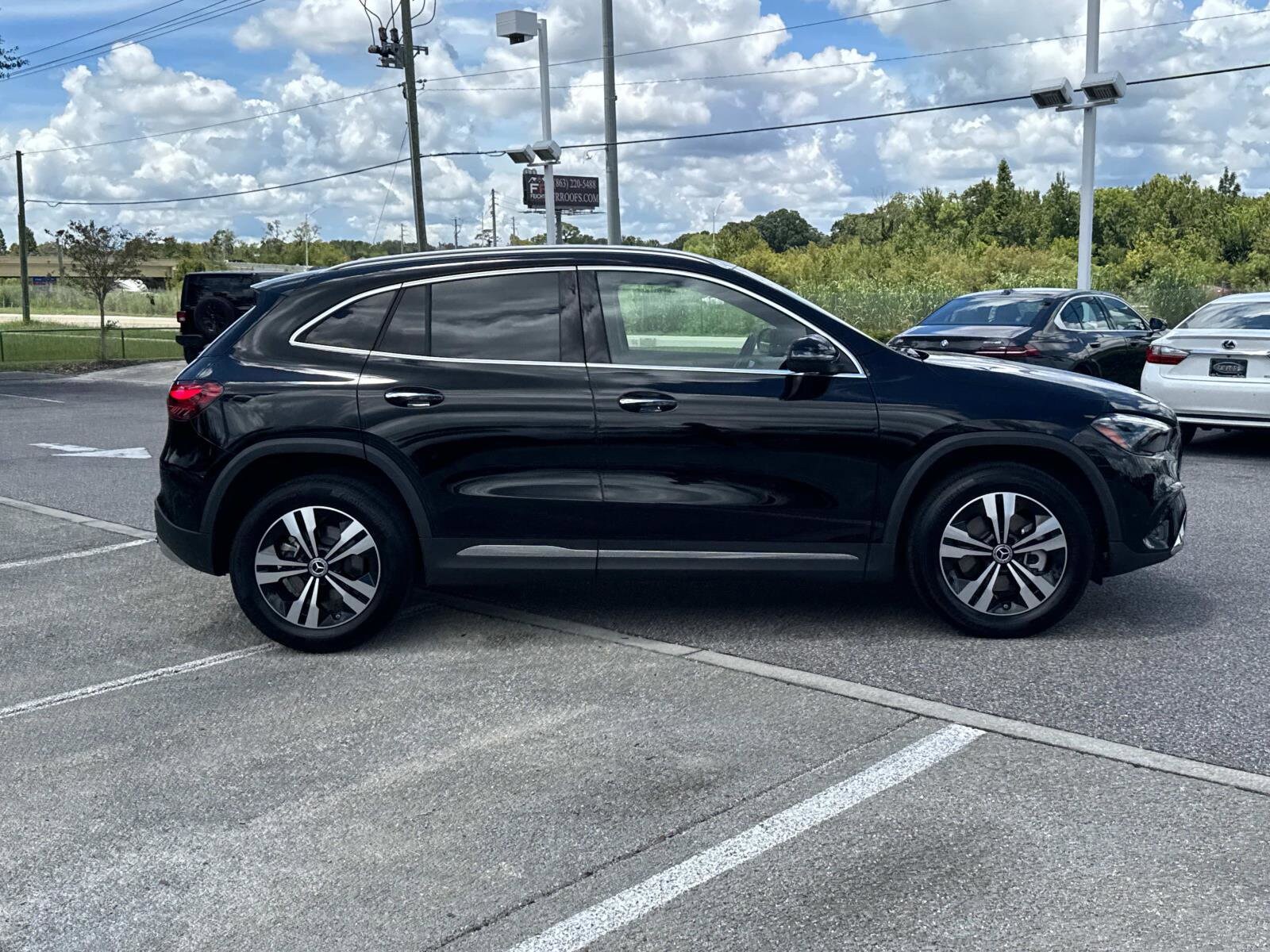 2025 Mercedes Benz GLA 250 photo 2