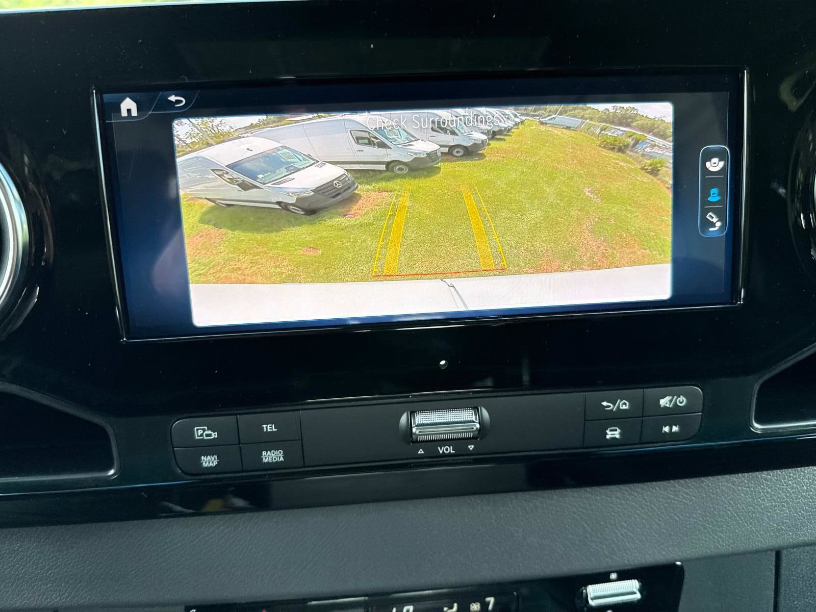 2025 Mercedes-Benz Sprinter Crew Van Base - Photo 17