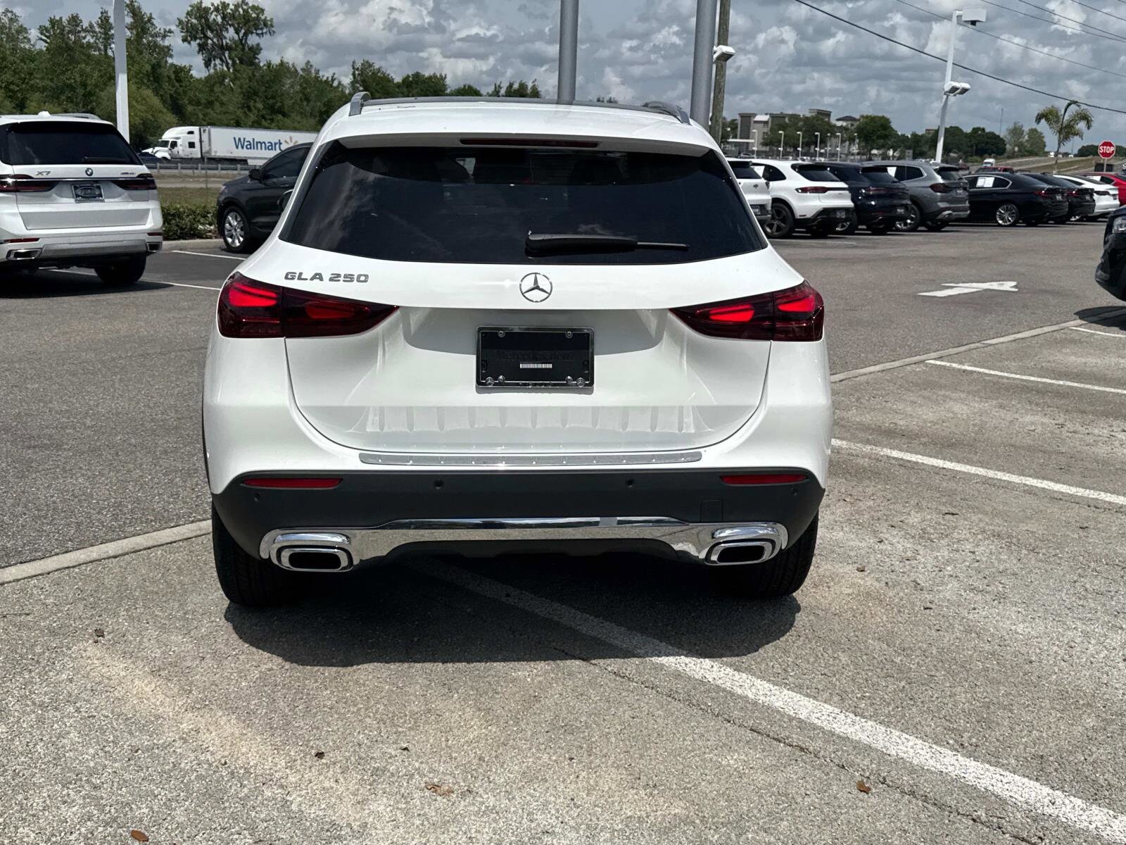 2025 Mercedes Benz GLA 250 photo 4