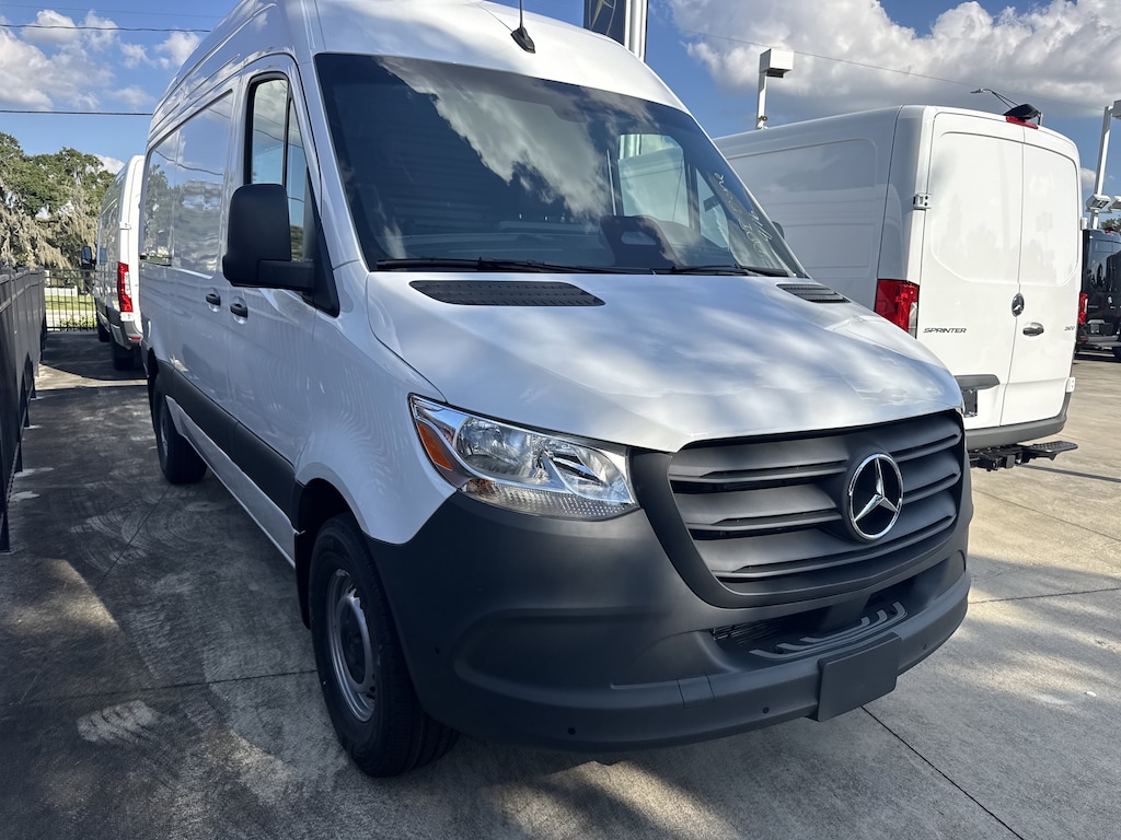 New 2026 Mercedes-Benz  Standard Roof 4-Cyl Diesel