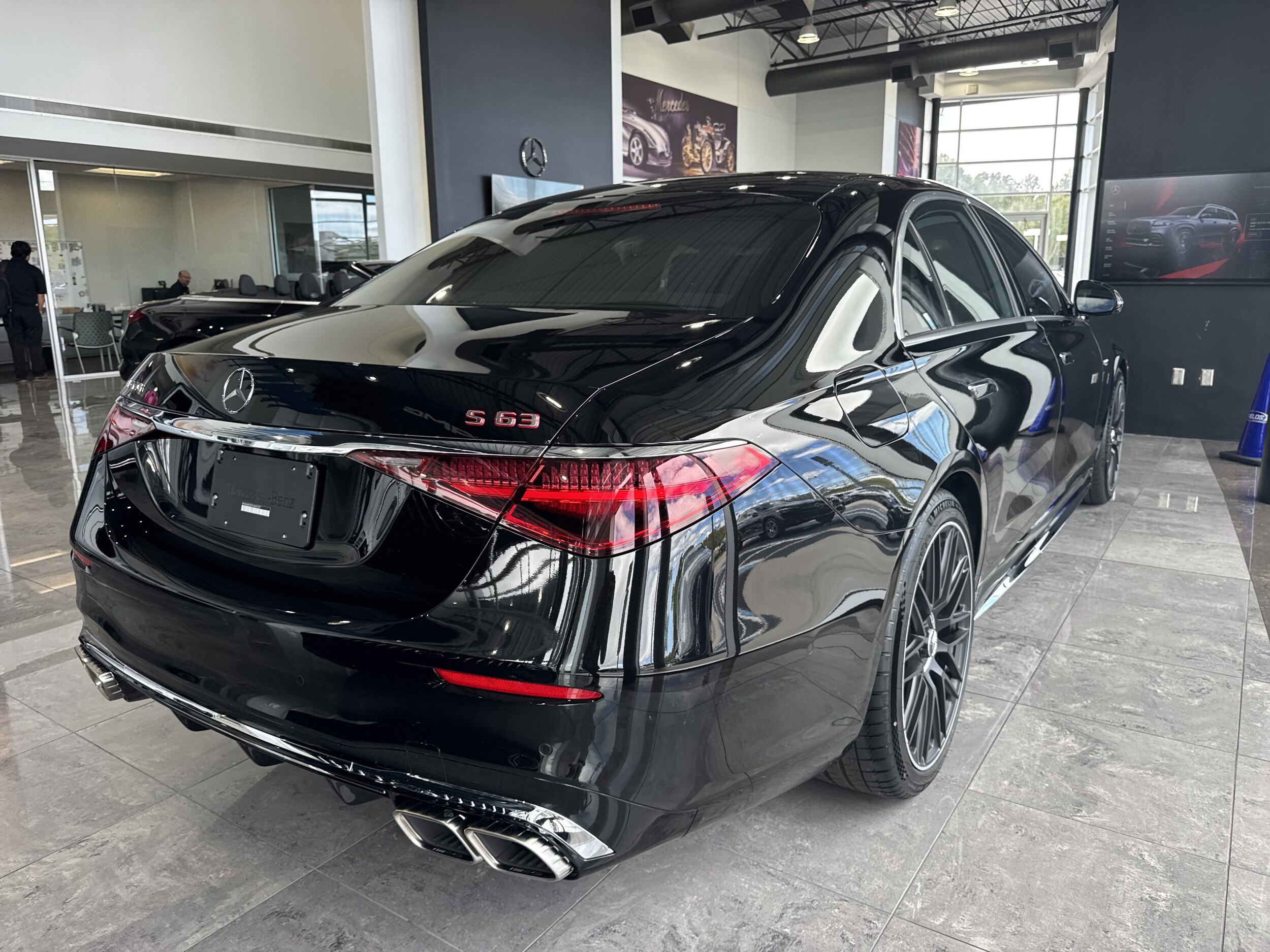 2026 Mercedes Benz S AMG 63 4MATIC photo 2