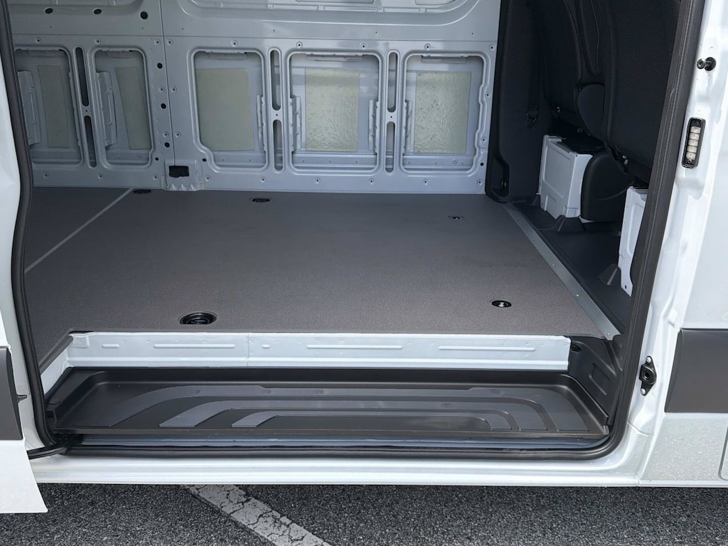 New 2026 Mercedes-Benz Sprinter 2500 High Roof 4-Cyl Diesel