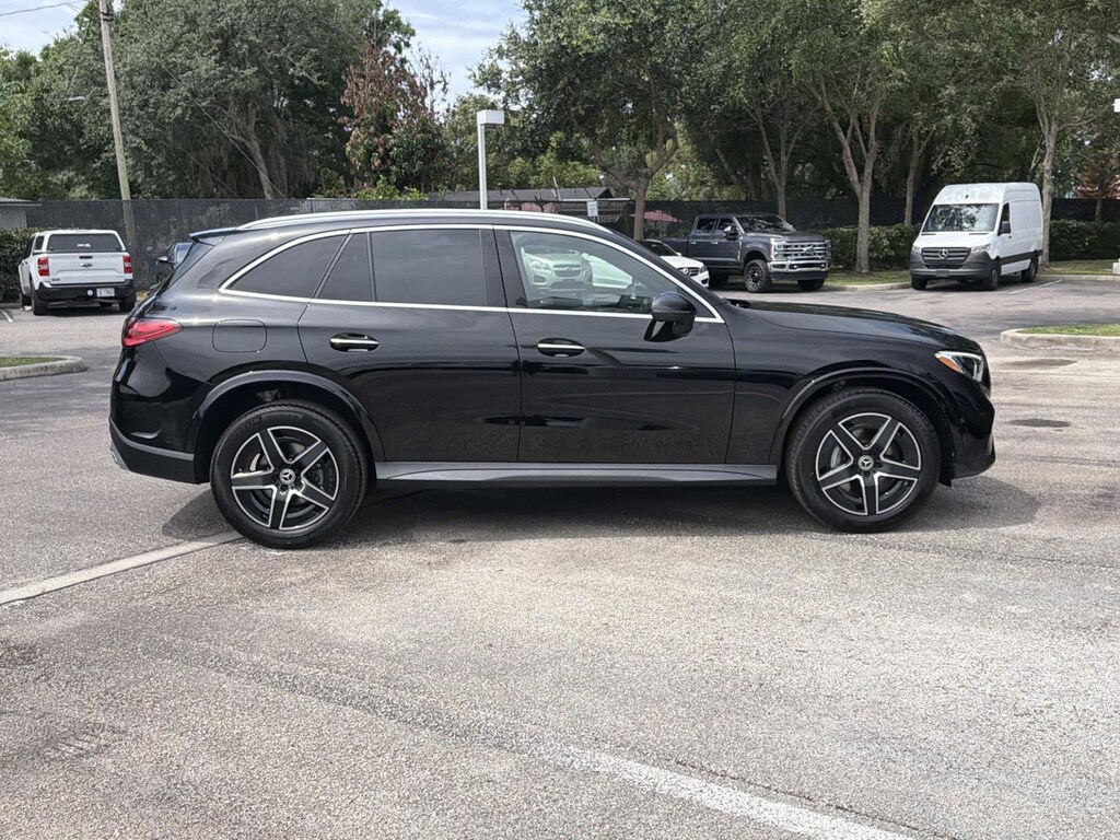 New 2026 Mercedes-Benz GLC 300 SUV