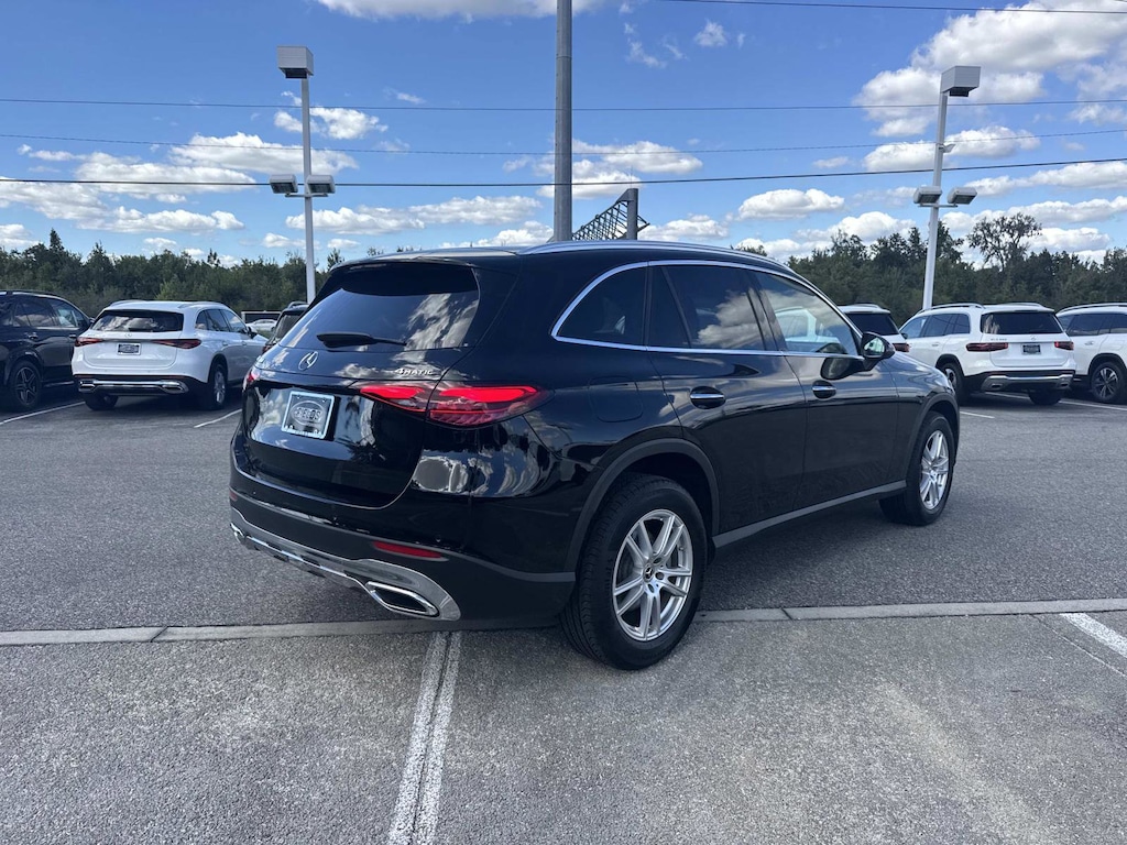 New 2025 Mercedes-Benz GLC 300 4MATIC SUV