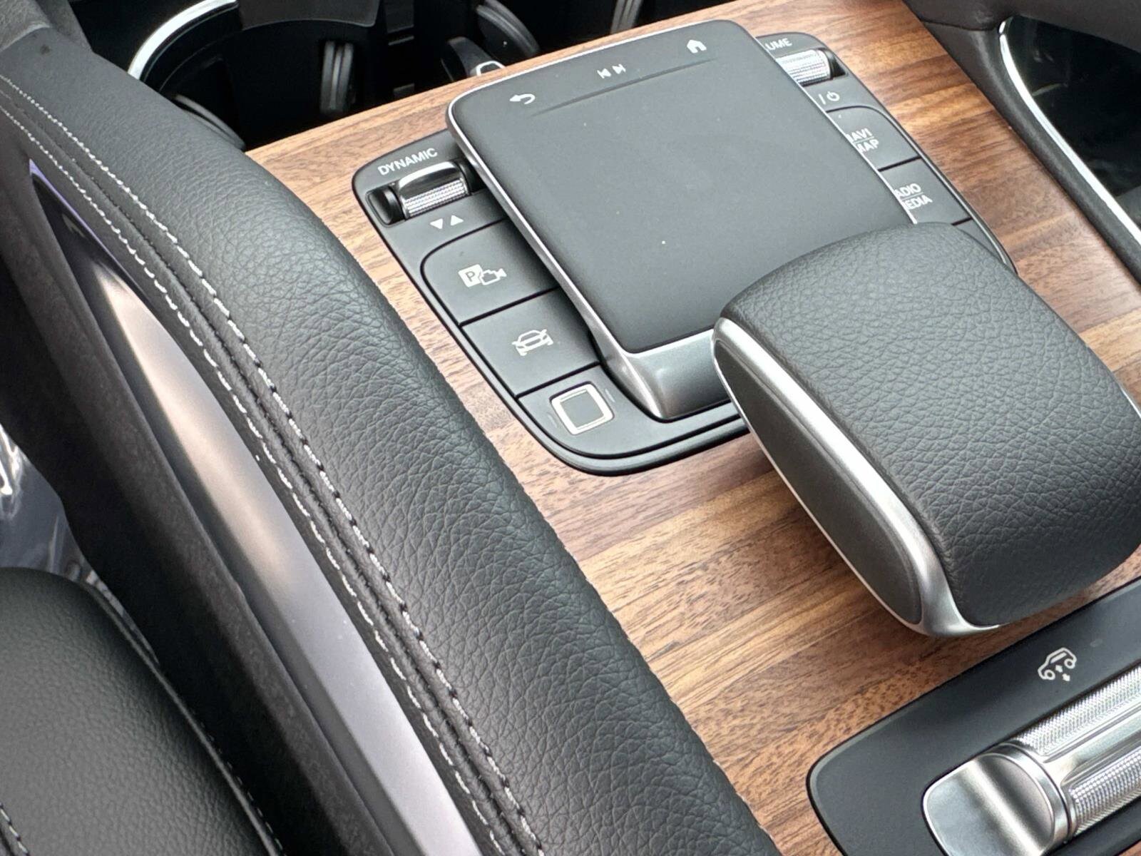 2025 Mercedes-Benz GLS Base - Photo 25