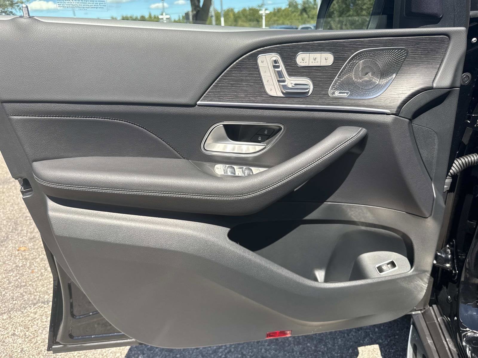 2026 Mercedes-Benz GLS Base - Photo 16