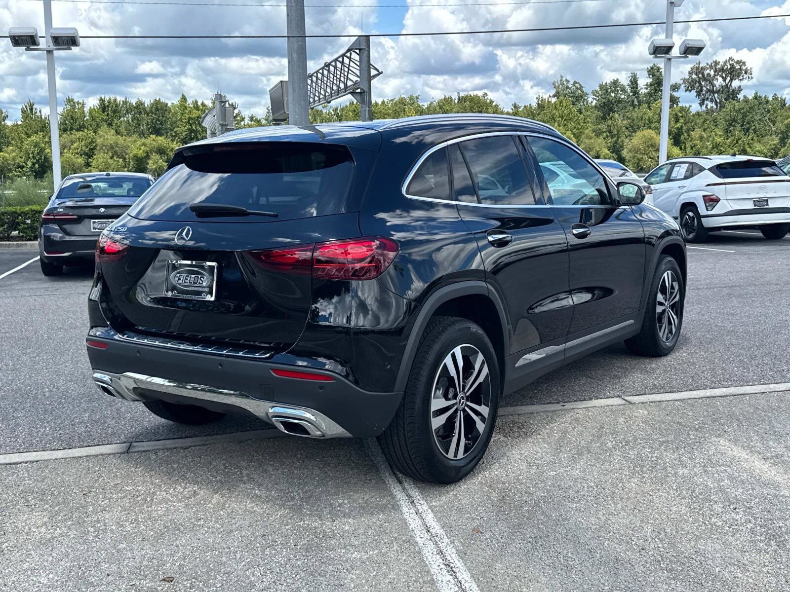 2025 Mercedes Benz GLA 250 photo 3