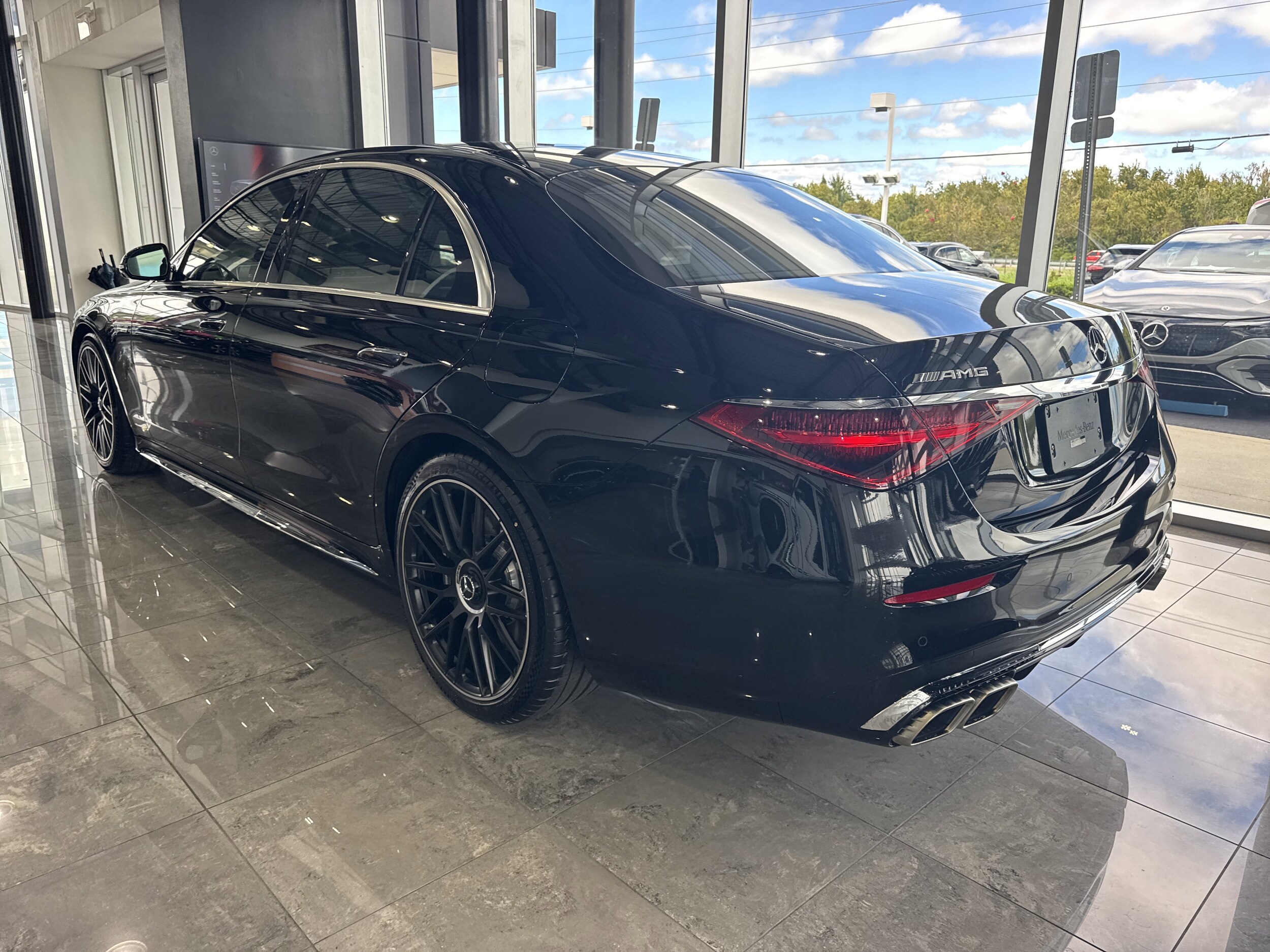 2026 Mercedes Benz S AMG 63 4MATIC photo 3