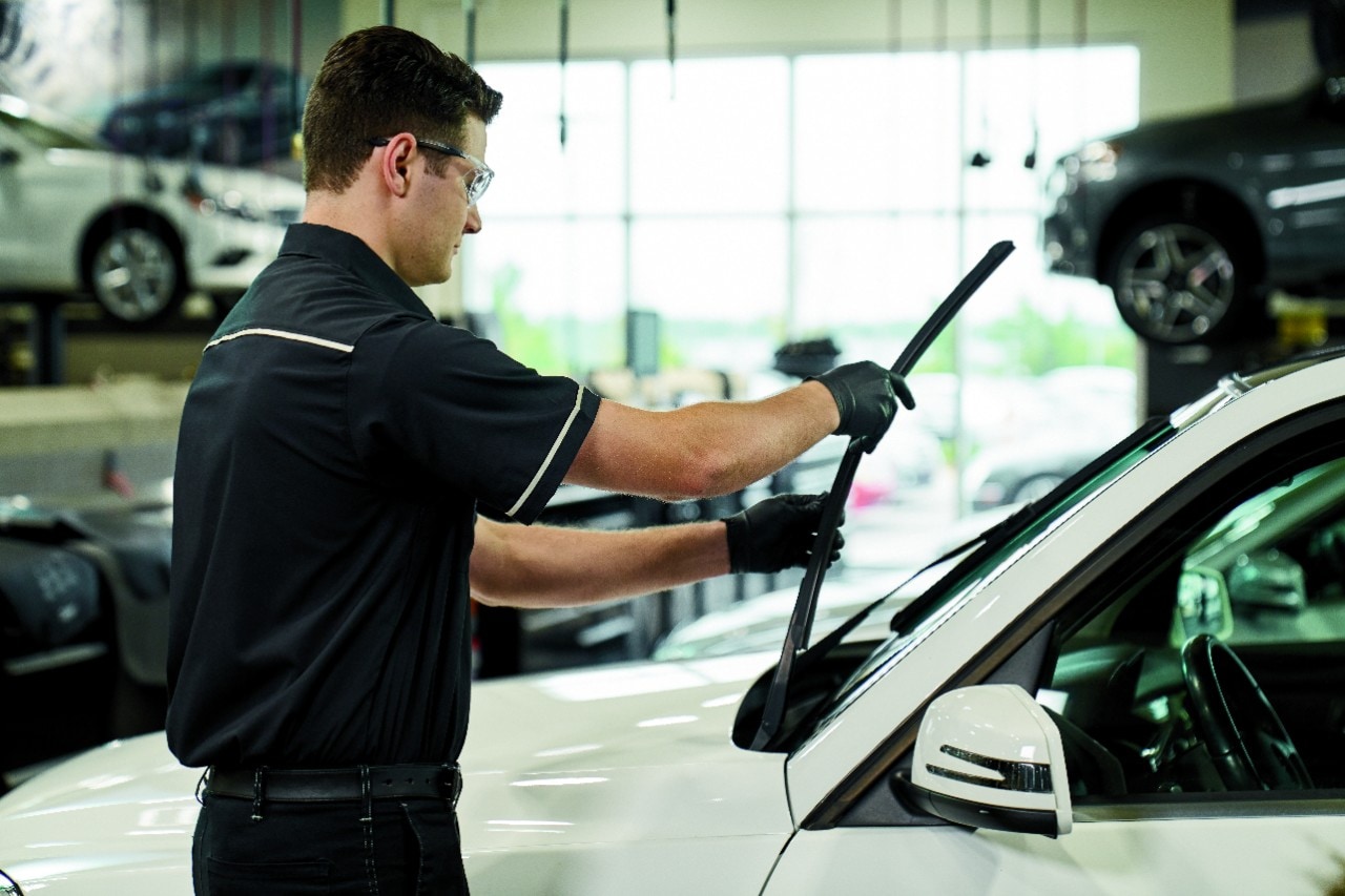 MAS_JULY19_PS_19_GLK_Wiper_Blades_0334_CS_300_v1-1280x1280.jpeg