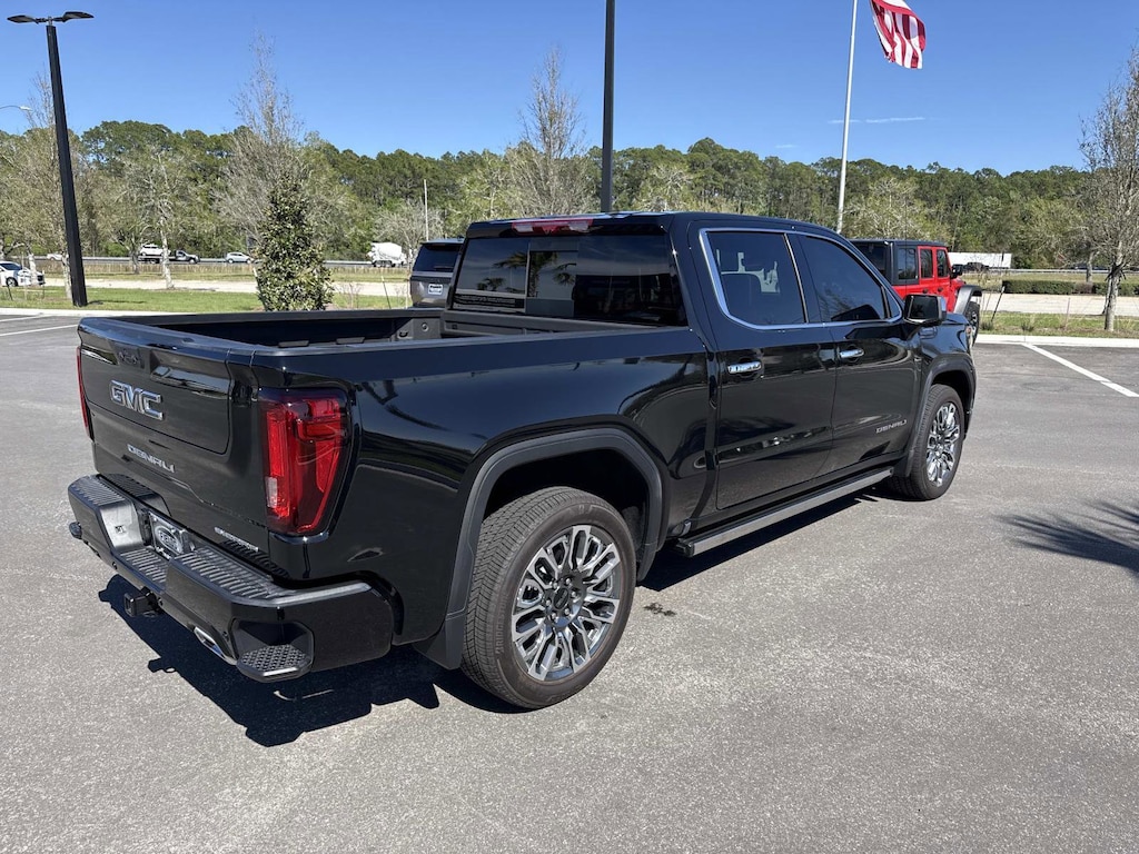Used 2026 GMC Sierra 1500 Denali Ultimate 4WD Crew Cab 147 Denali Ultimate