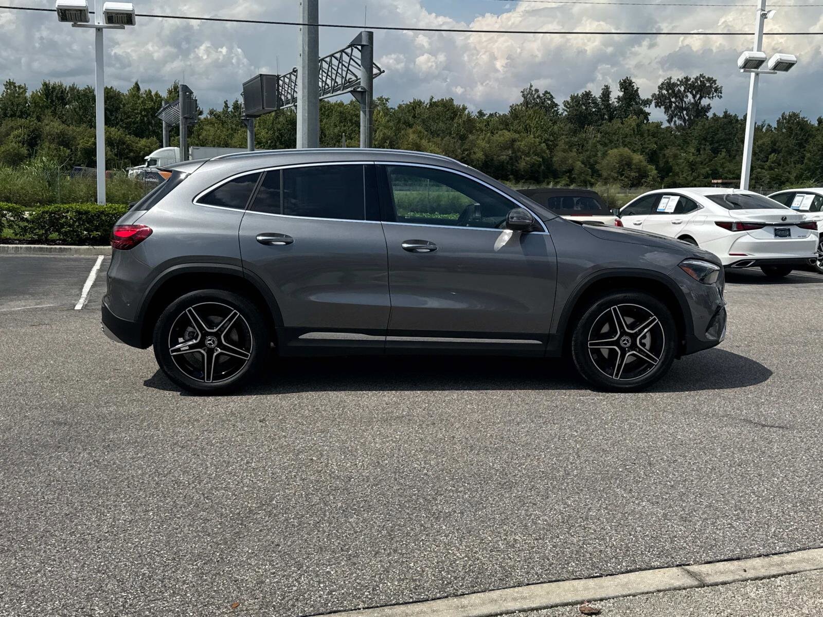 2026 Mercedes Benz GLA 250 photo 2