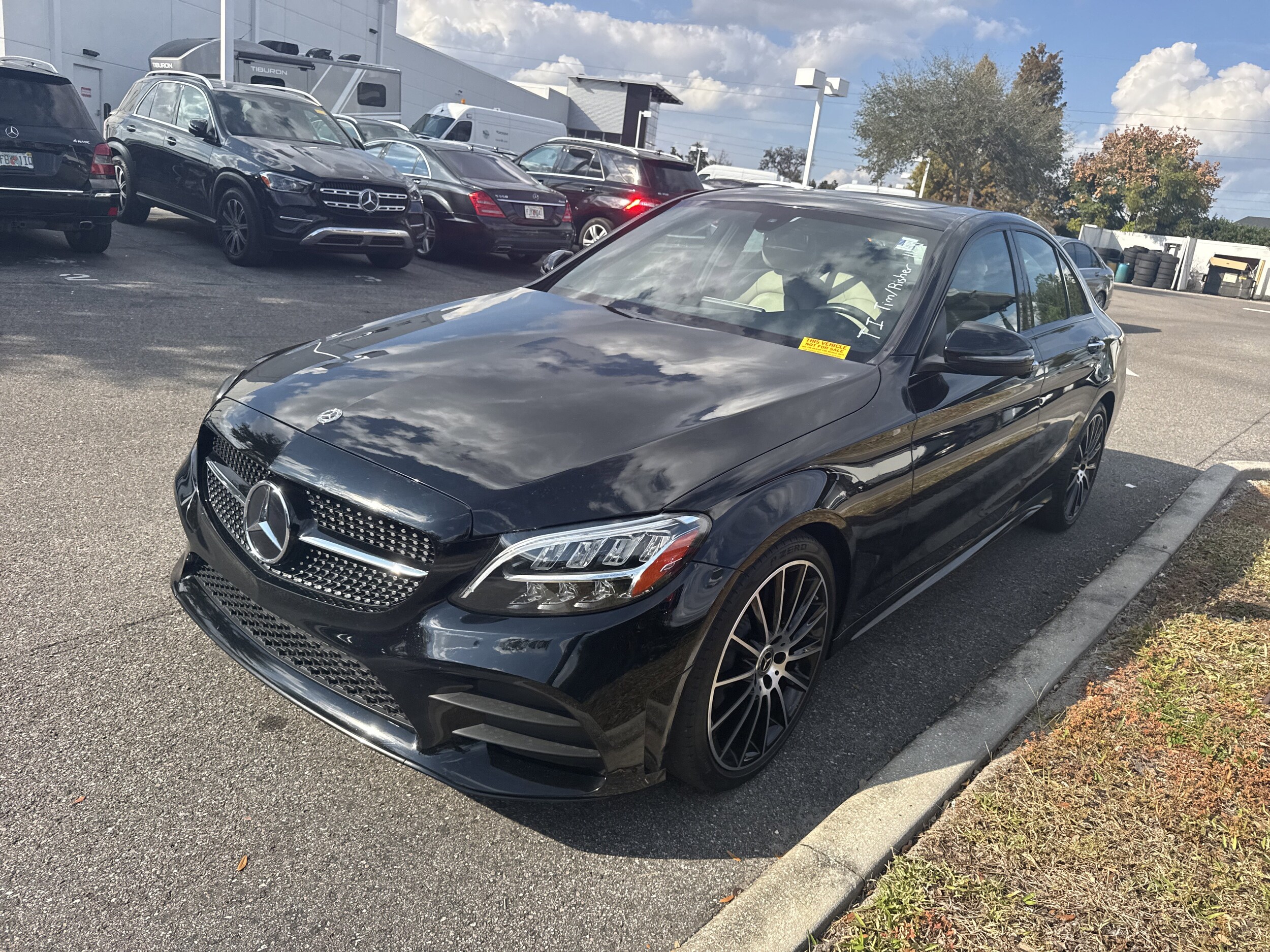 2019 Mercedes Benz C 300 photo 4