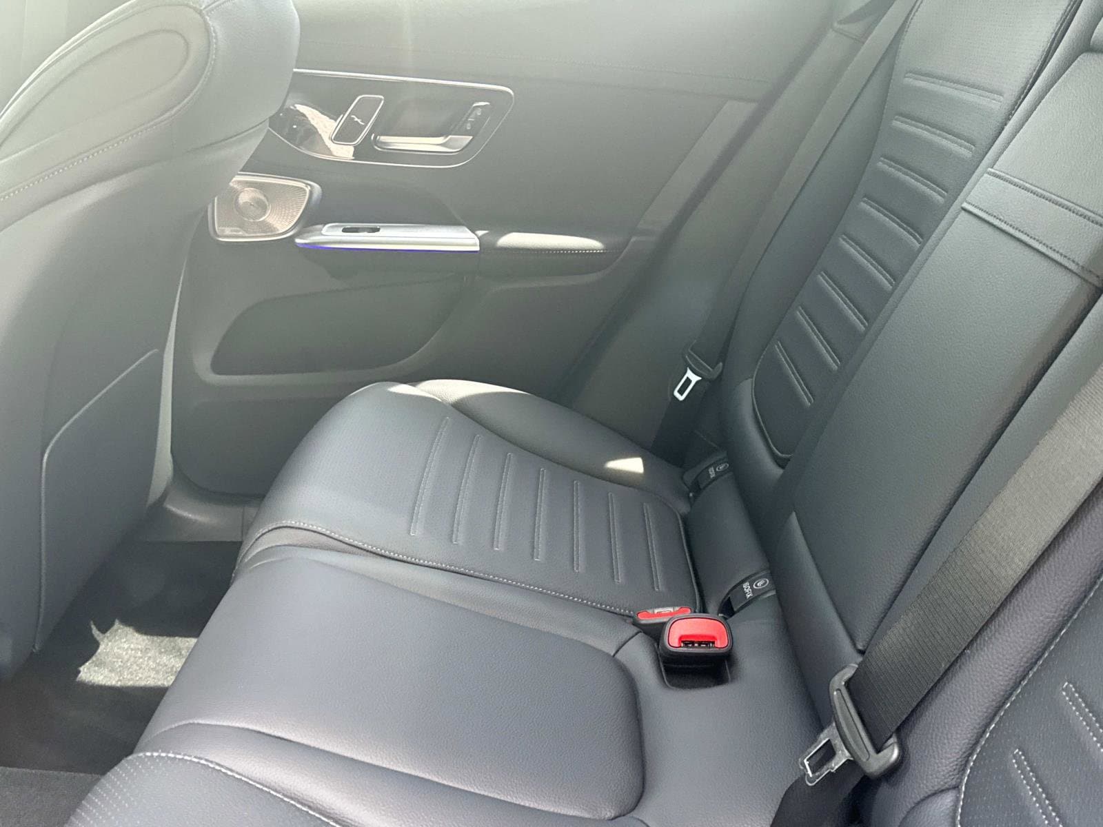 2025 Mercedes-Benz GLC Base - Photo 12