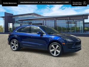 2023 Porsche Macan T T AWD