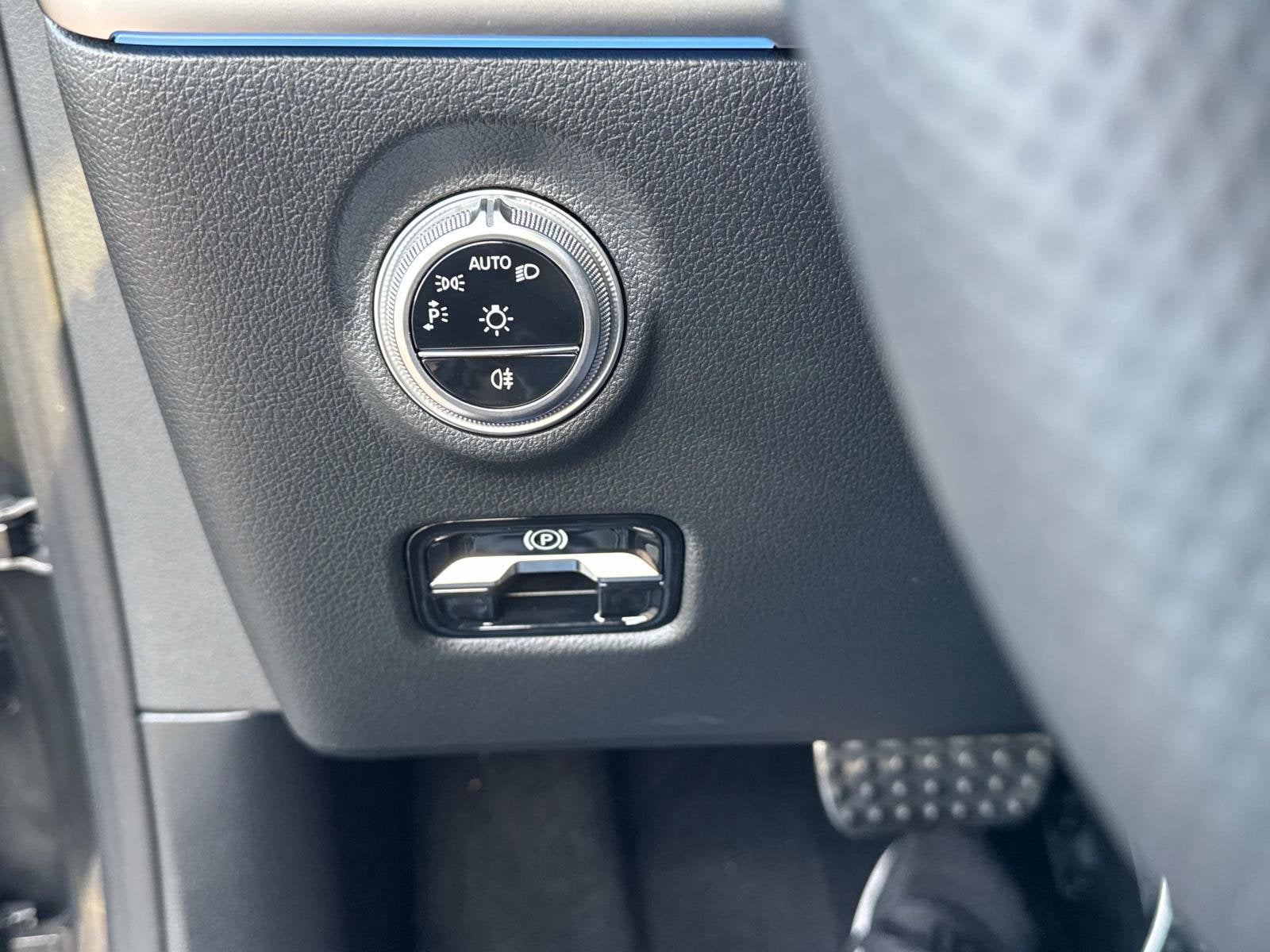 2025 Mercedes-Benz CLE CLE 300 - Photo 27