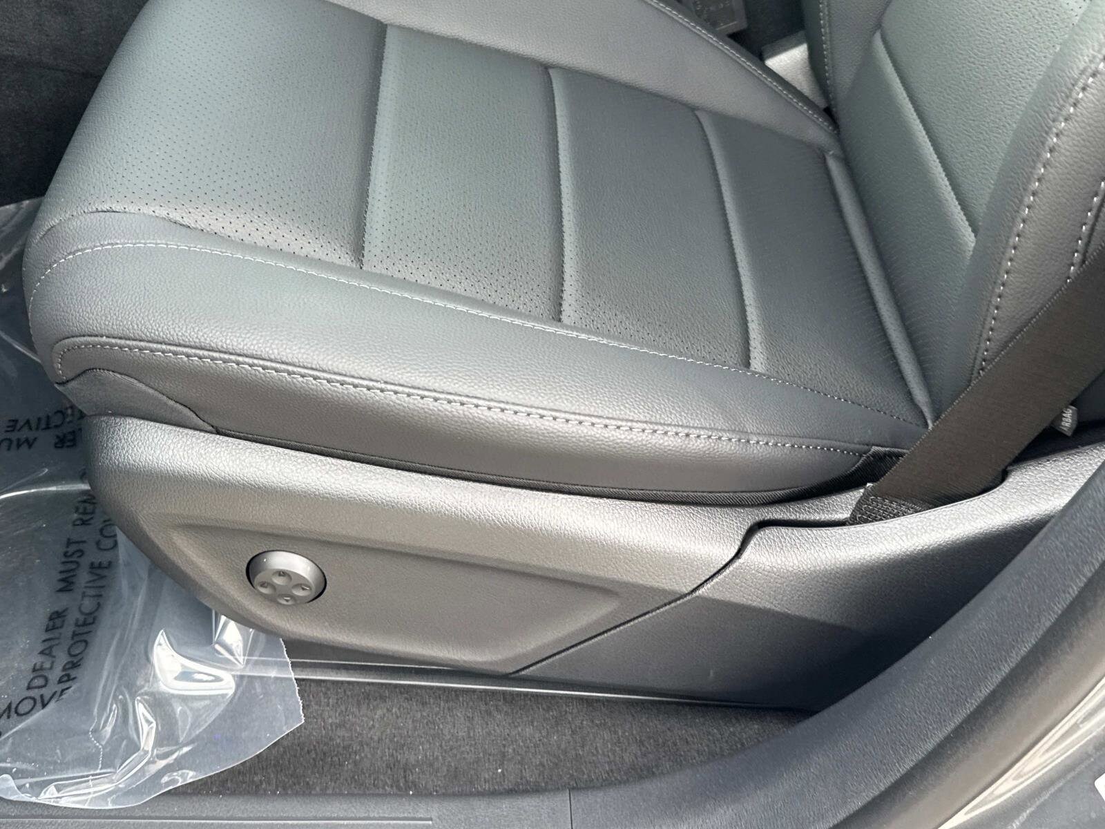 2025 Mercedes-Benz GLS Base - Photo 18