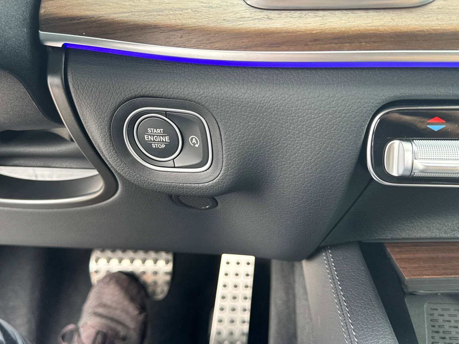 2025 Mercedes-Benz GLS Base - Photo 27