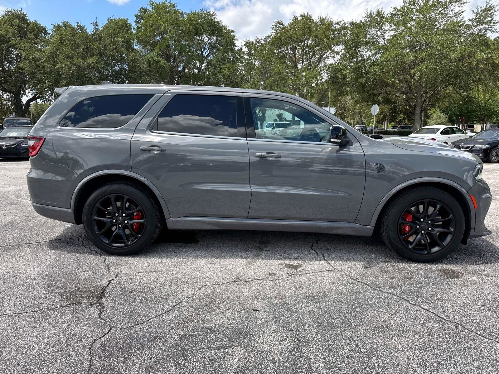 2023 Dodge Durango SRT Hellcat Premium photo 2
