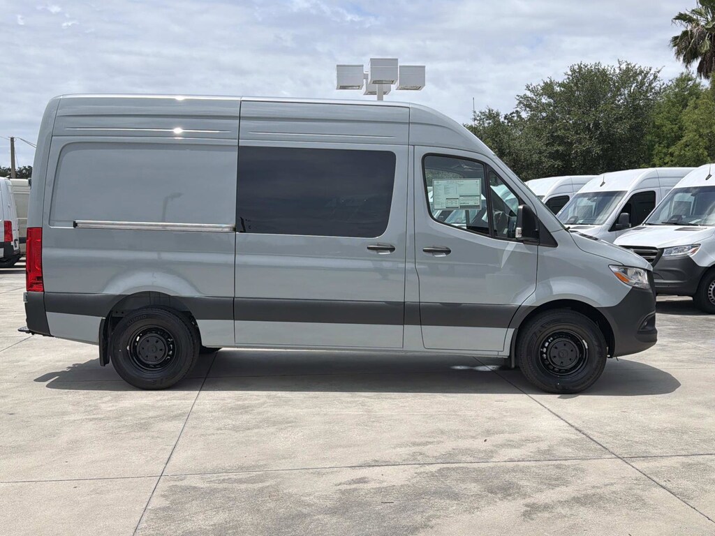 New 2026 Mercedes-Benz Sprinter 2500 Standard Roof 4-Cyl Diesel