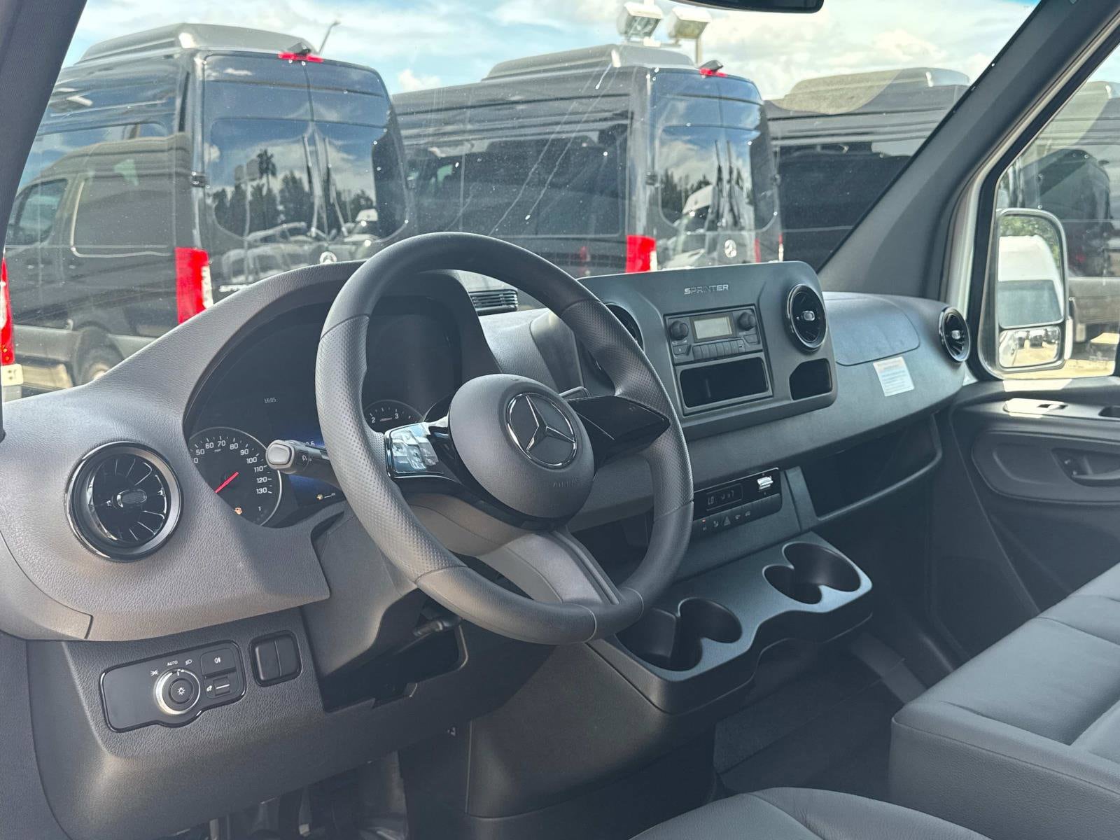 2025 Mercedes-Benz Sprinter Cargo Van Base - Photo 31
