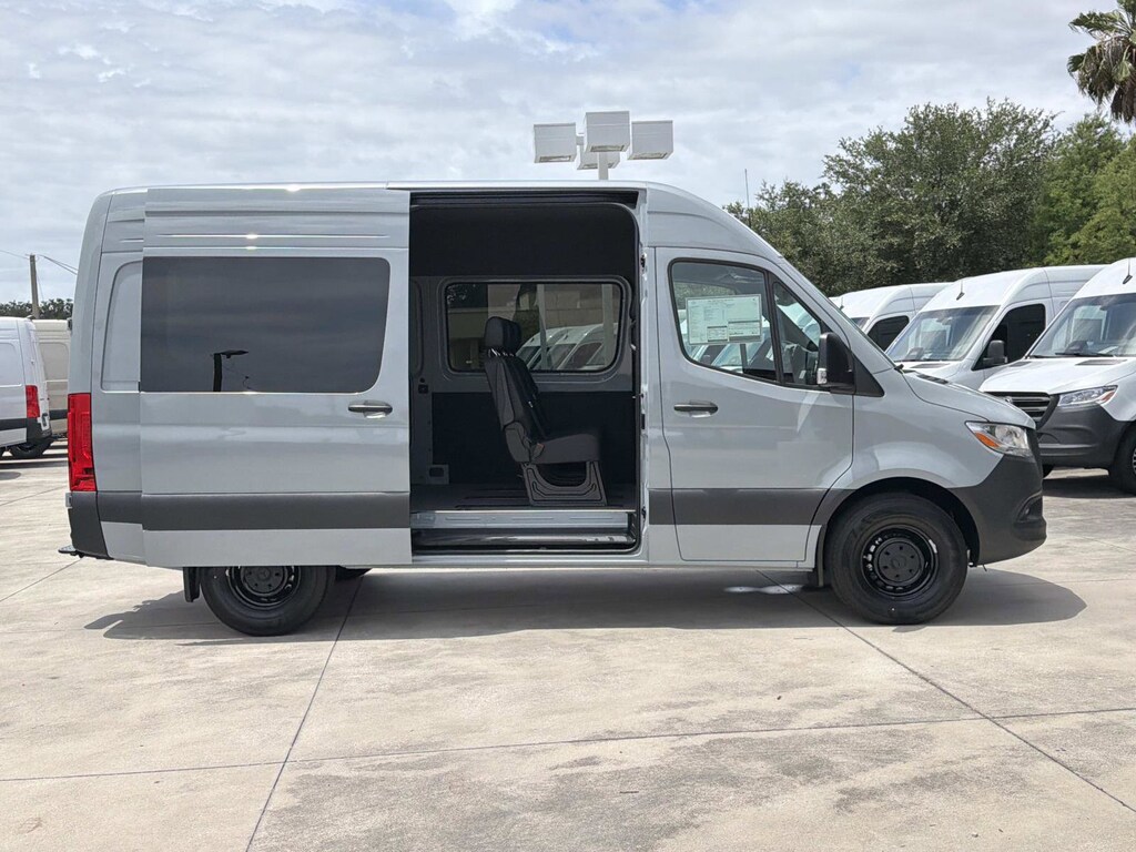 New 2026 Mercedes-Benz Sprinter 2500 Standard Roof 4-Cyl Diesel