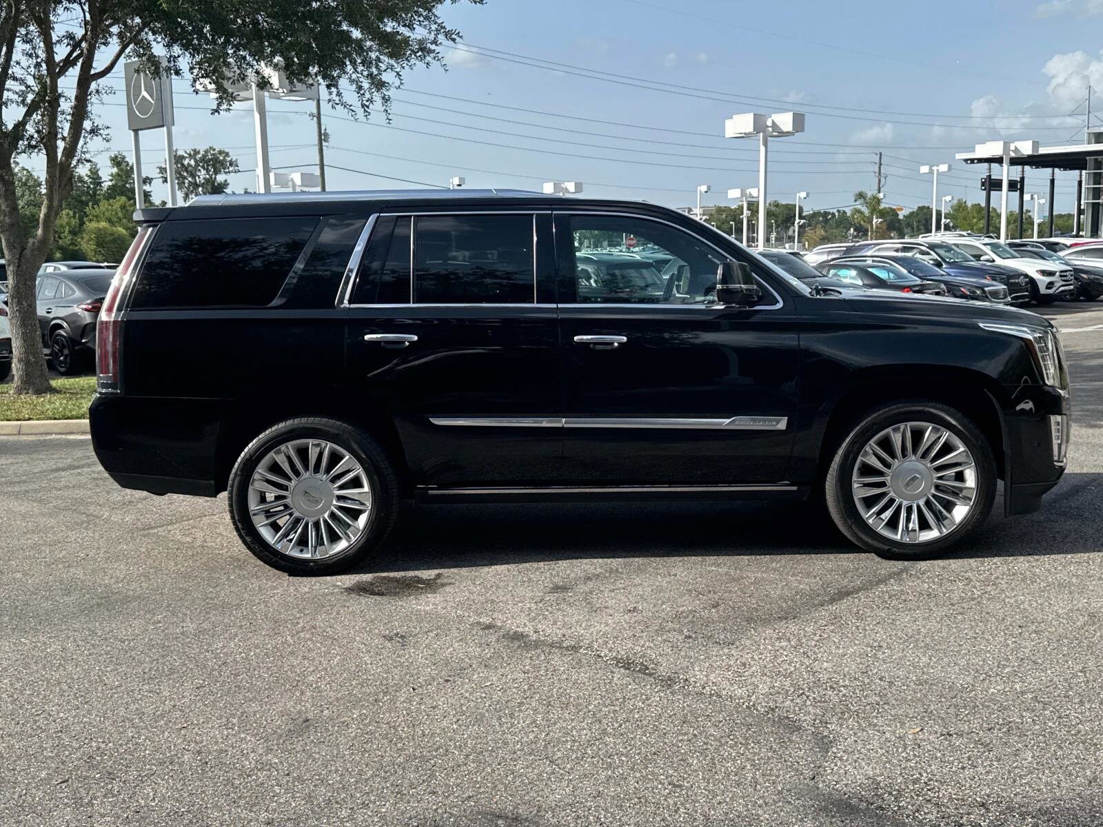 Used 2018 Cadillac Escalade Platinum with VIN 1GYS4DKJ8JR324900 for sale in Lakeland, FL