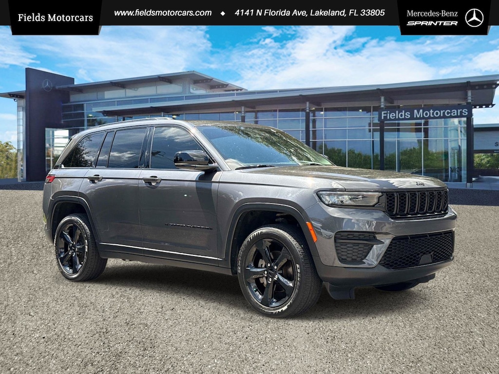 Used 2024 Jeep Grand Cherokee Altitude X Altitude X 4x2