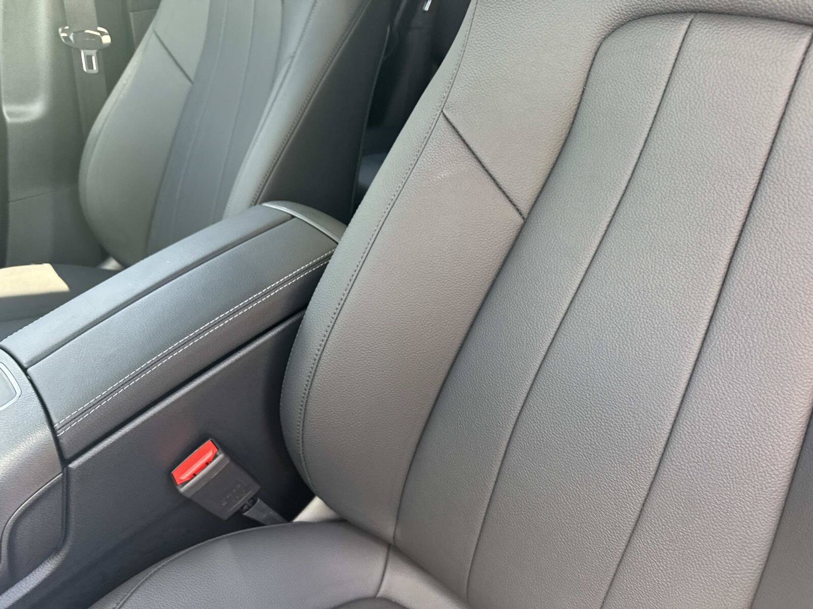 2026 Mercedes-Benz GLB GLB 250 - Photo 18