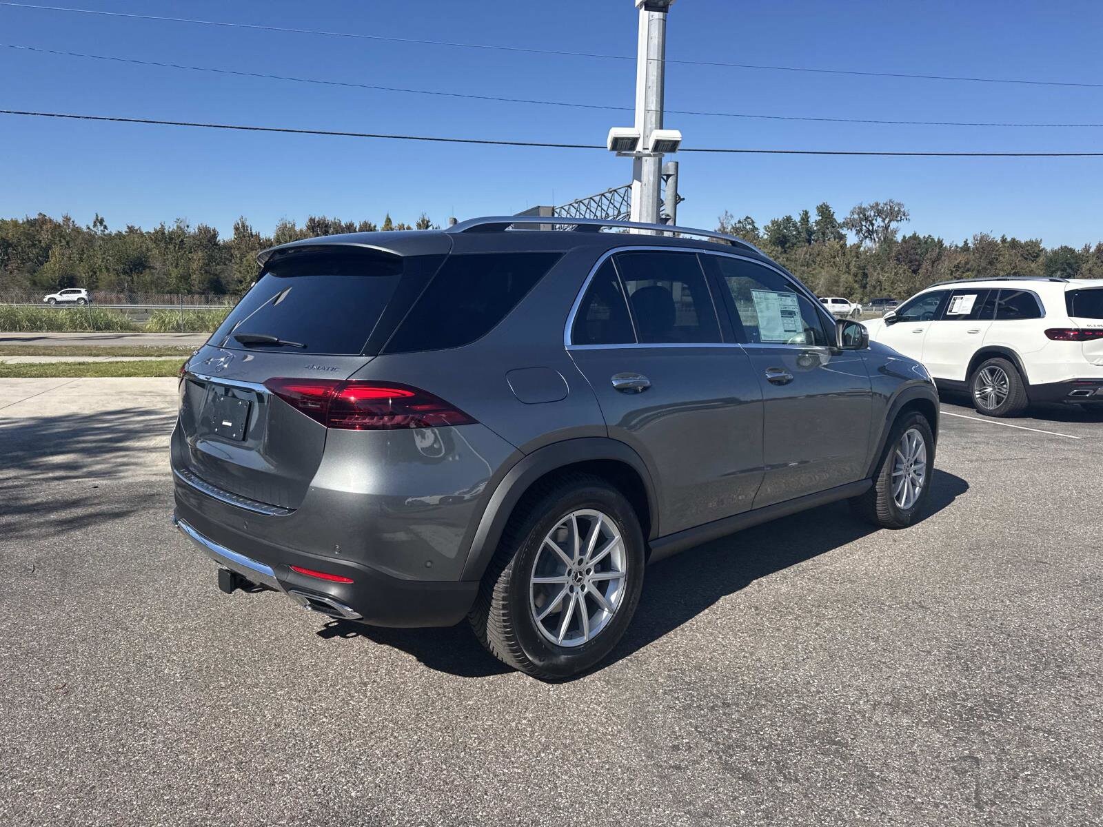 2026 Mercedes Benz GLE 350 4MATIC photo 2