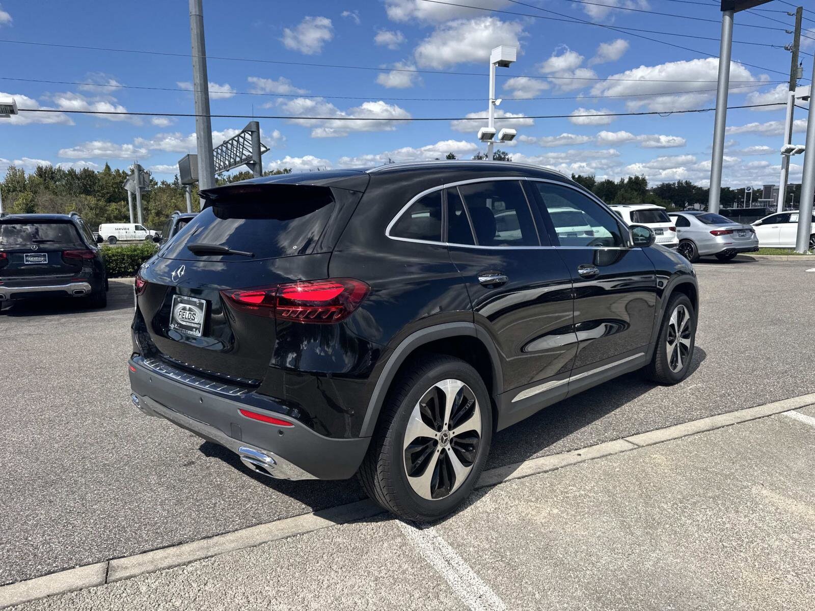 2025 Mercedes Benz GLA 250 photo 3