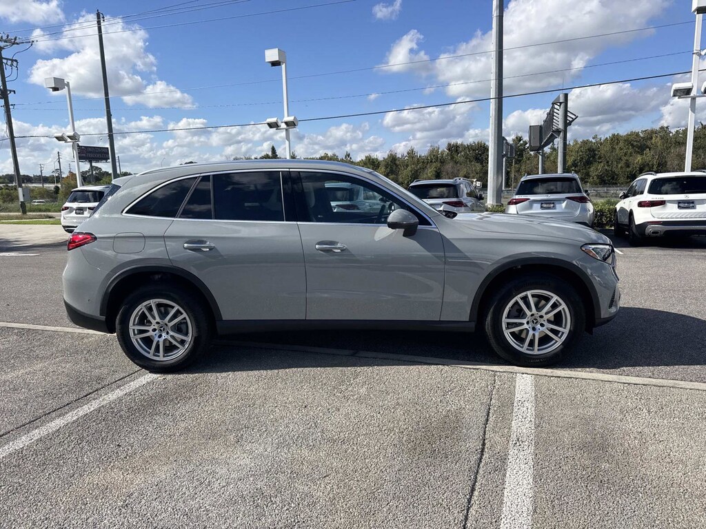 New 2026 Mercedes-Benz GLC 300 SUV  SUV
