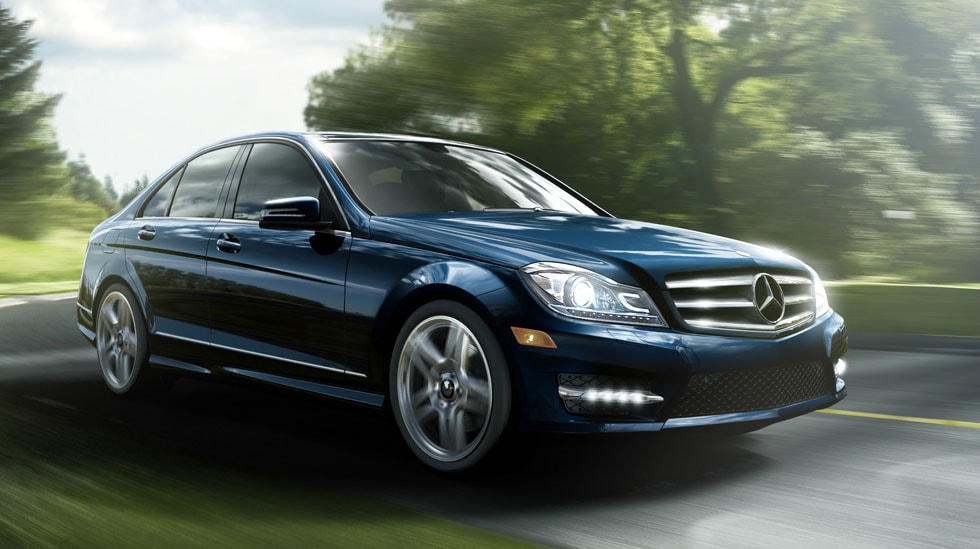 2013-C-Class-Sedan-Gallery-002_GOE.jpg
