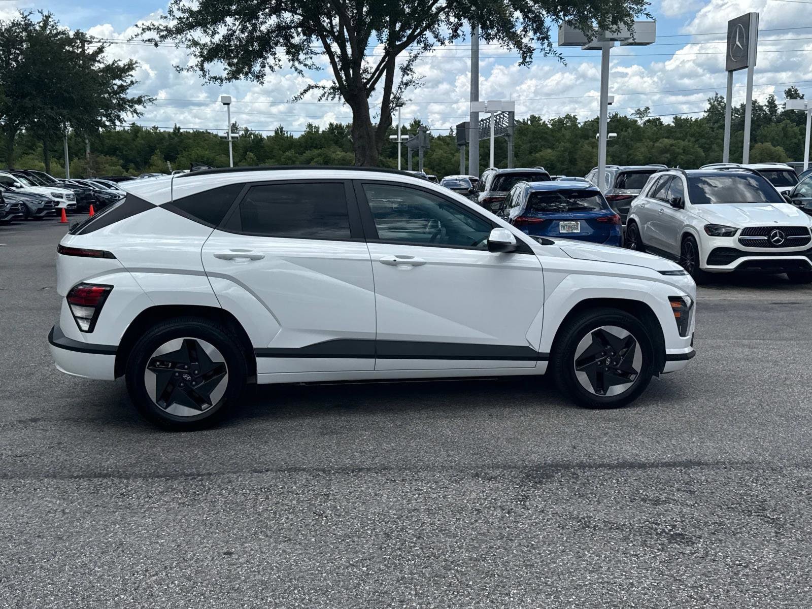 Used 2024 Hyundai Kona EV SEL with VIN KM8HC3A63RU008108 for sale in Lakeland, FL