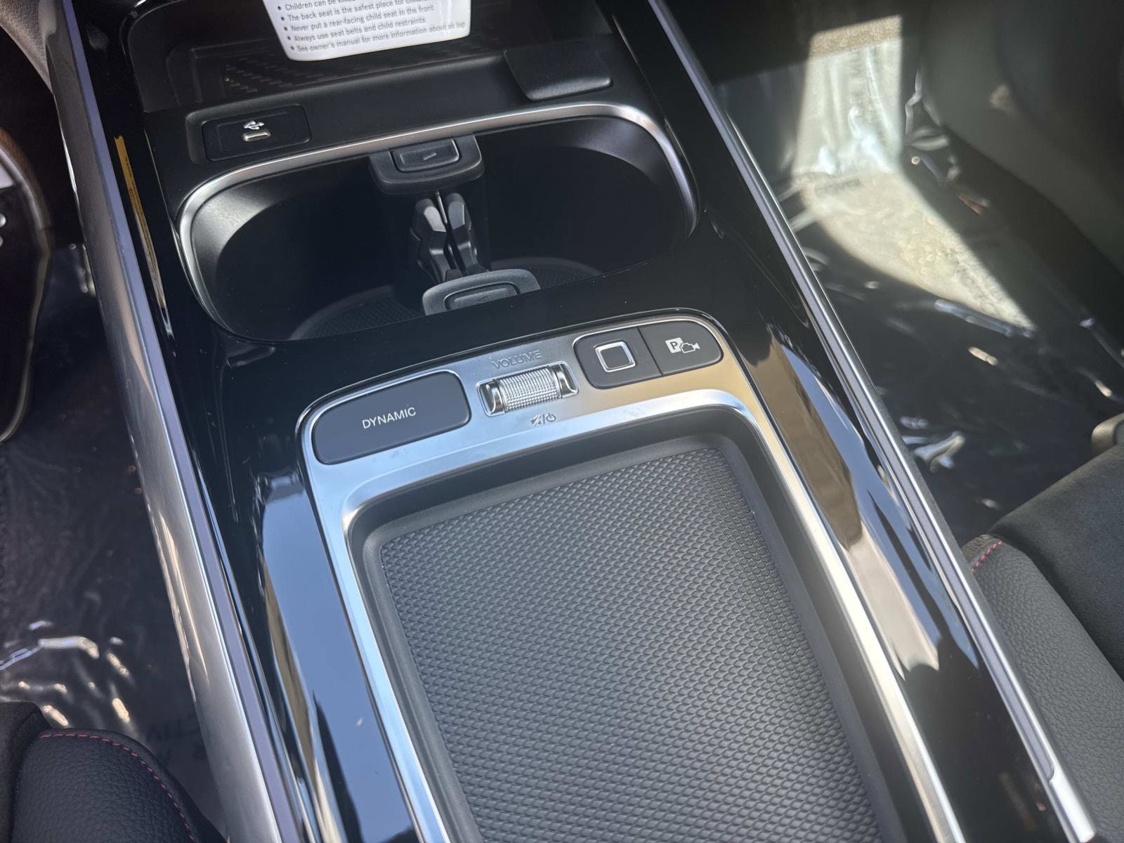 2026 Mercedes-Benz GLA AMG GLA 35 - Photo 23