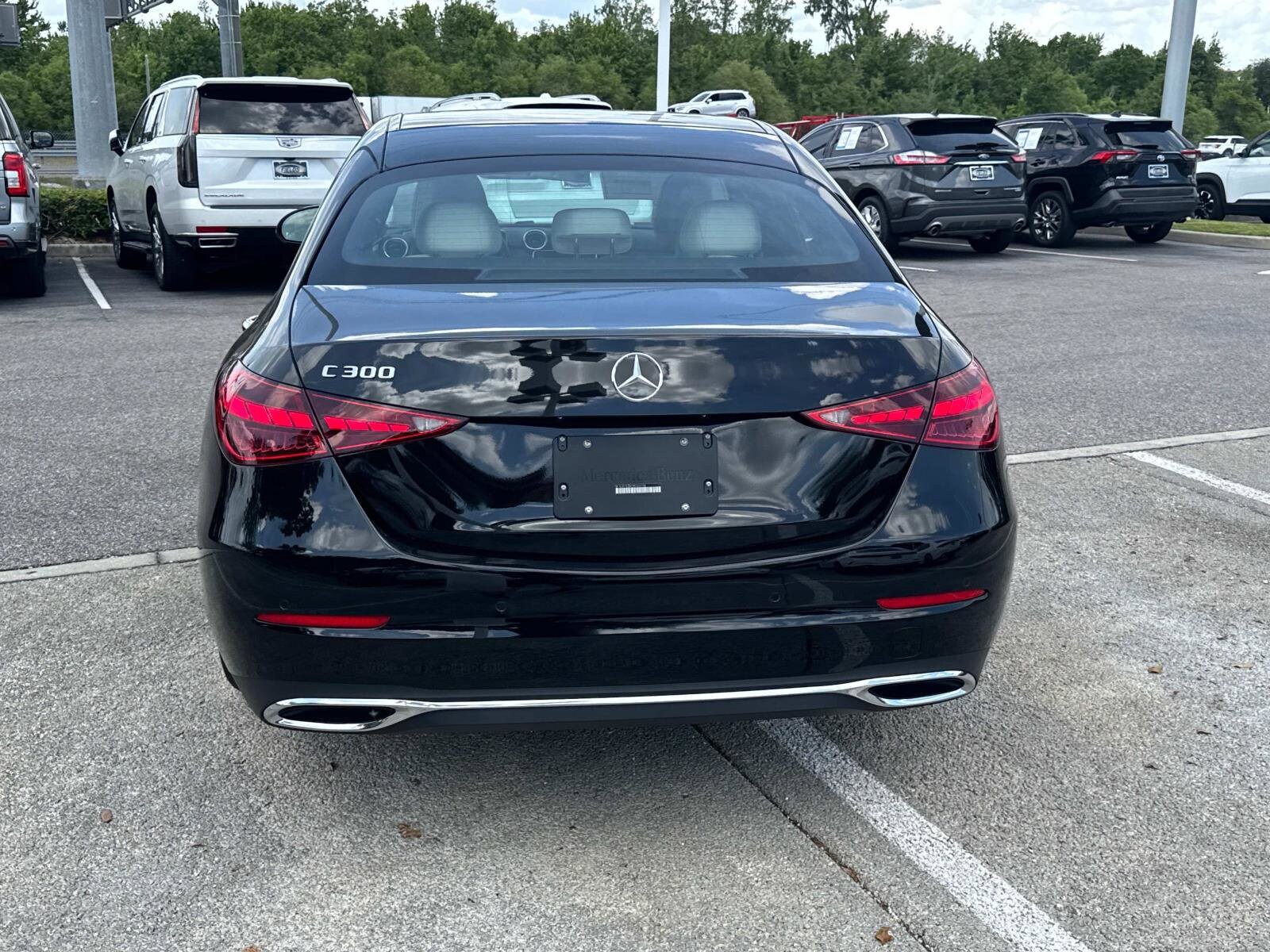 2025 Mercedes Benz C 300 Sedan photo 4