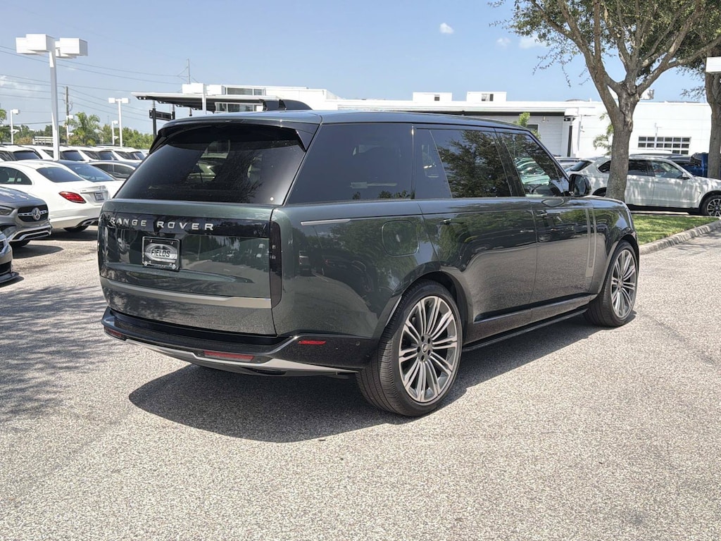 Used 2025 Land Rover Range Rover SE P400 SE LWB 7 Seat