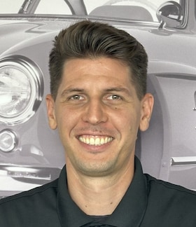 Staff member Peter Katona from ID_c8ef4992f752