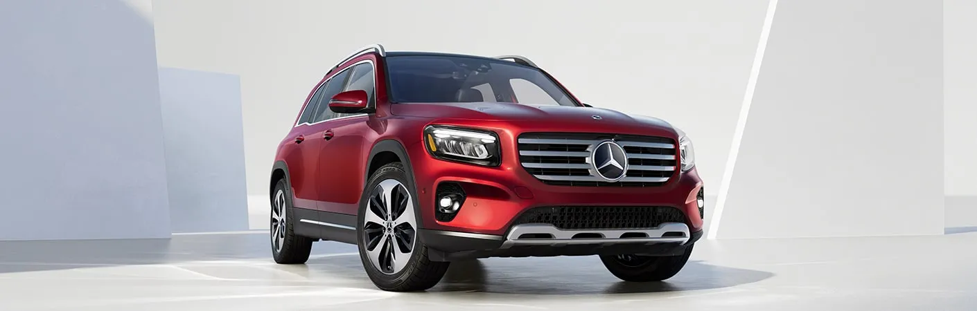 2025 Mercedes-Benz GLB SUV Red Display