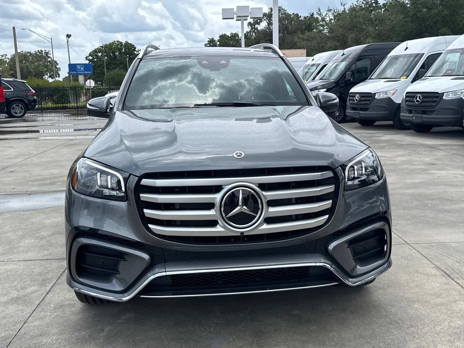 2025 Mercedes-Benz GLS Base - Photo 8